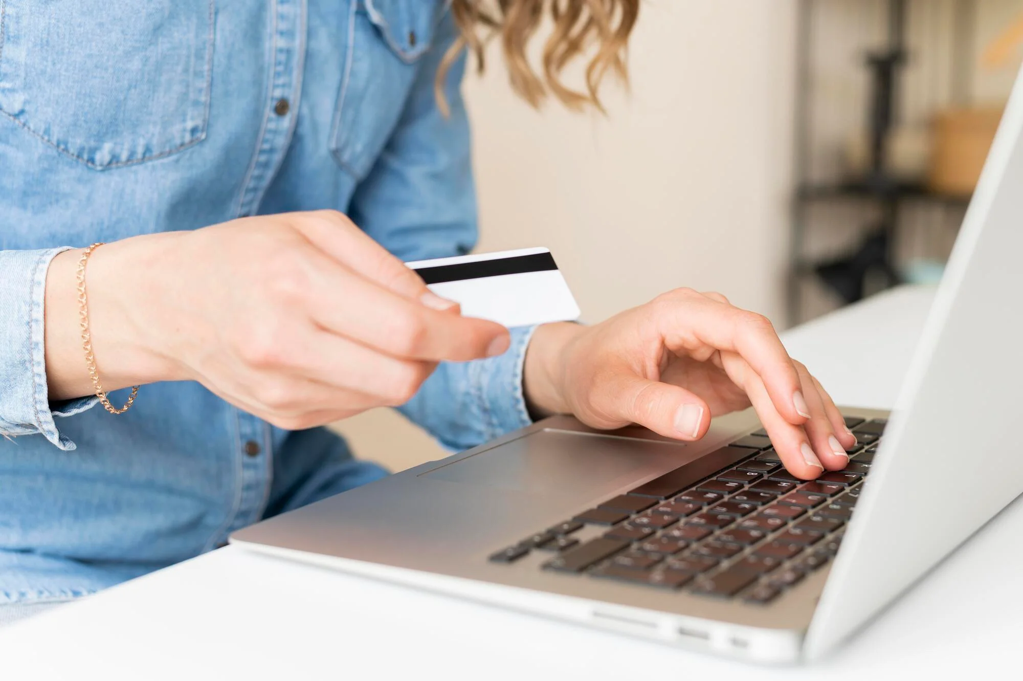 Integrating Payment Gateways into Your Website | AppMaster