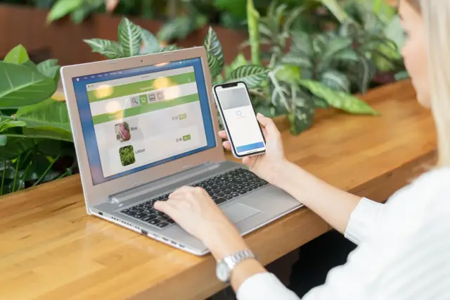 Cross-Platform Compatibility in App Creating Websites