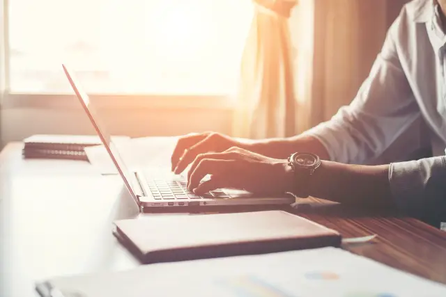 Google Enhances Search Generative Experience with AI-Driven Image Generation and Draft Writing