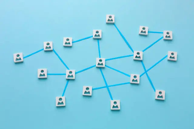 How to Develop a Social Network for Professionals like Shapr or Lunchclub?